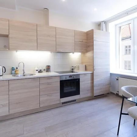 Revalia Old Town Hall Square Apartment *
