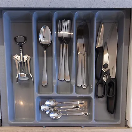 Revalia Old Town Hall Square Апартаменты *