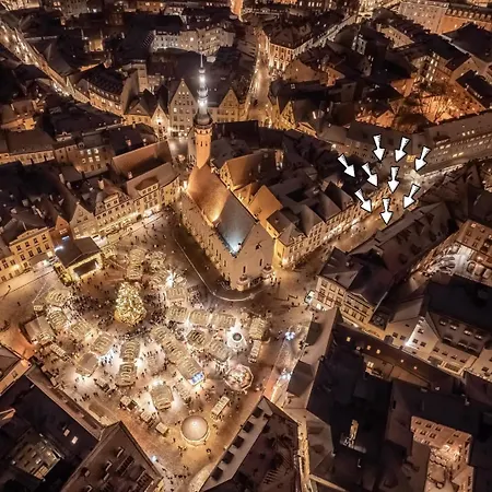 Revalia Old Town Hall Square Apartment *