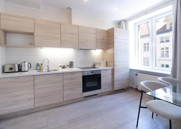 Revalia Old Town Hall Square Apartman *